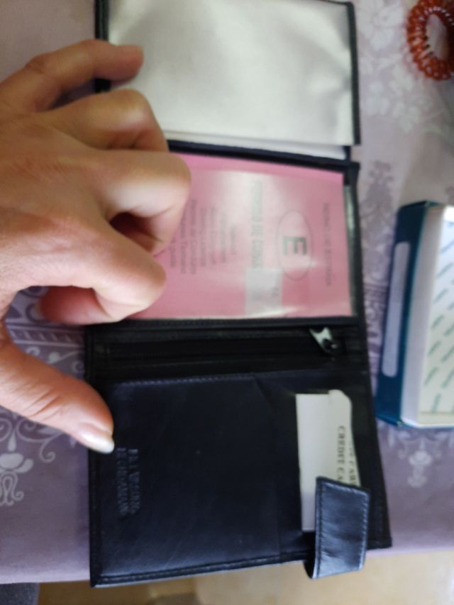 CHOLLO!billetera monedero piel.LIQUIDACION TIENDA