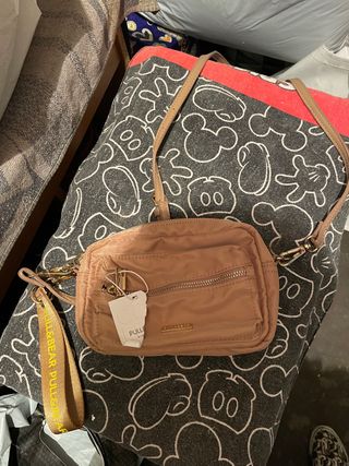 Bolso marrón pull & bear