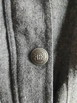 Abrigo corto tipo cazadora gris paño