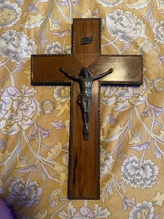 Crucifijo dormitorio