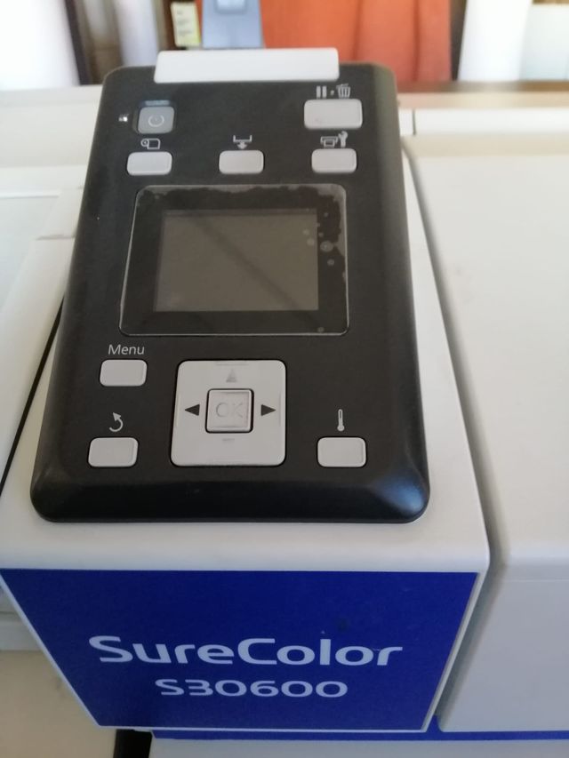 Plotter de impresión SureColor