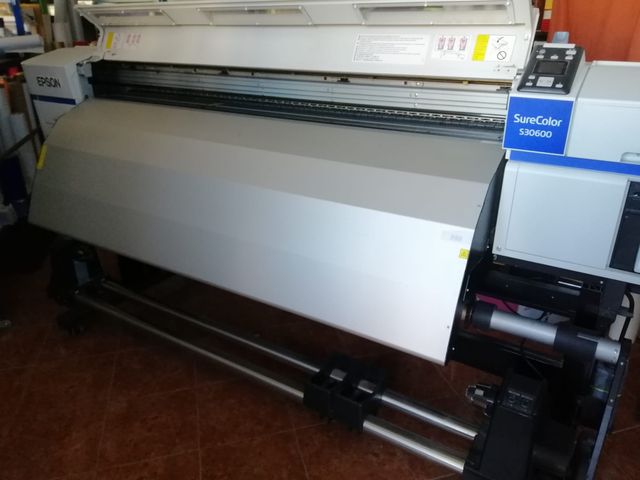 Plotter de impresión SureColor