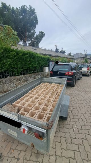 Portes con remolque de carga 
