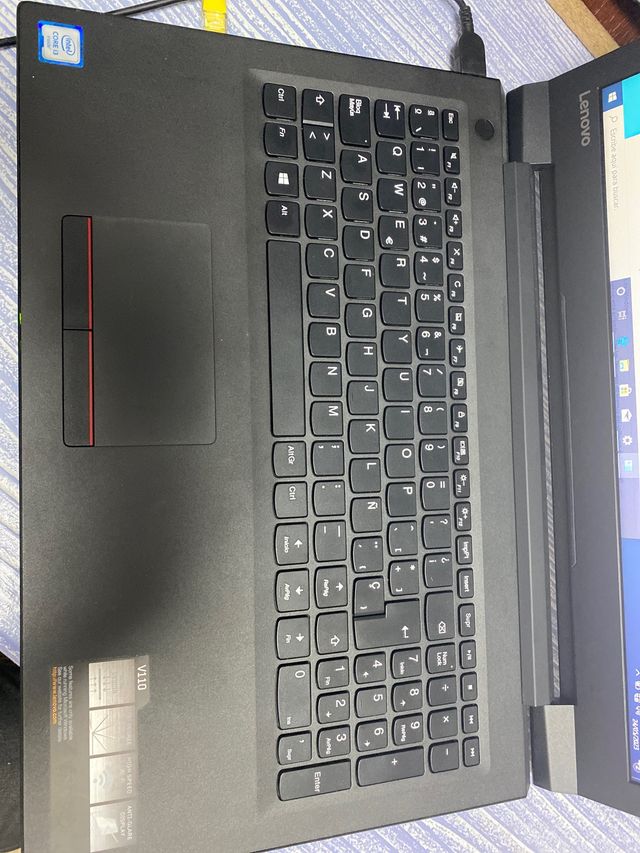 Lenovo i3 windows10 500gb ssd