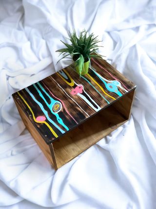 ERIK: Mesa baja auxiliar o cajón