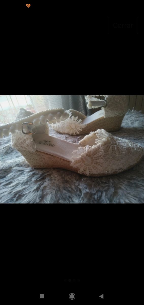 Espardeña novia o flamenca.