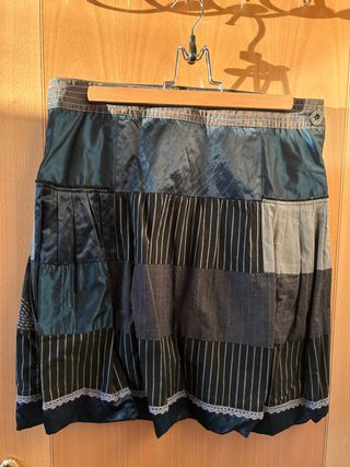 Falda media pierna Desigual