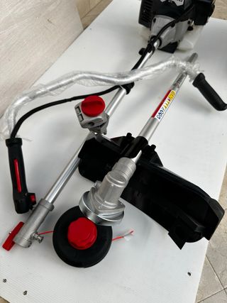 Desbrozadora de gasolina STERWINS 42.7 cc