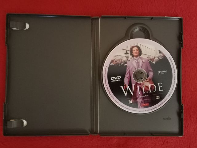 "Wilde" en DVD
