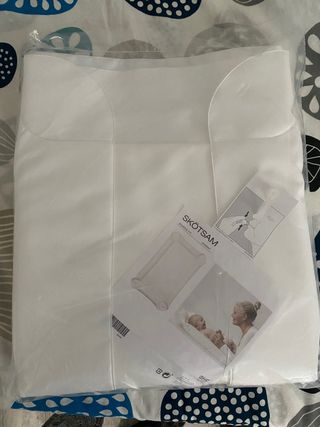 Cambiador SKÖTSAM Ikea (Nuevo)