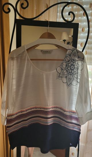 Blusa desigual