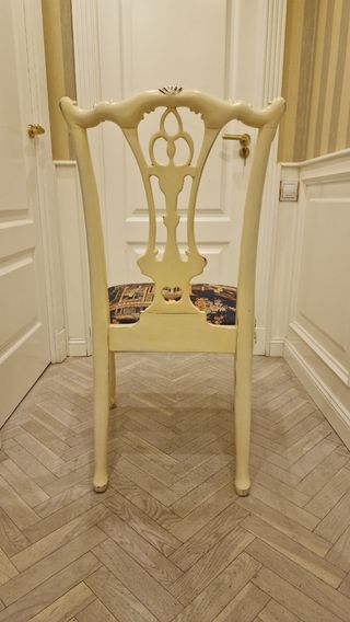 silla estilo georgiano tallada a mano decapada