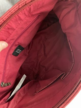 Bolso mediano. 
