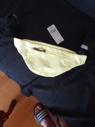 riñonera fila nueva original  venta en persona