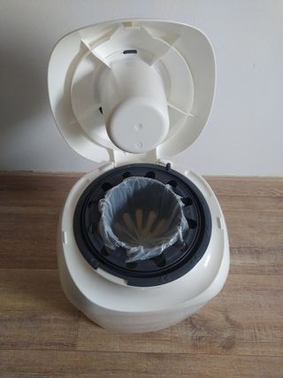 Tommee Tippee contenedor pañales y recambio