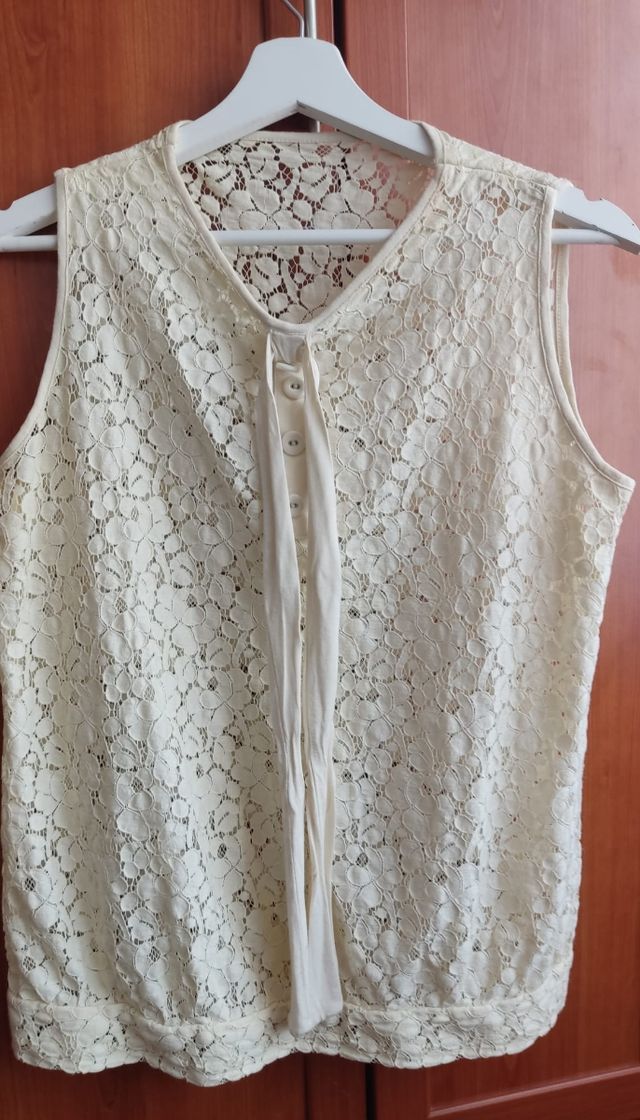 Blusa de encaje