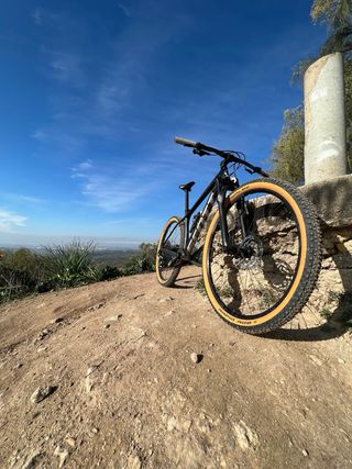 Bicicleta Scott Scale 940 negra talla M Carbono.