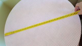 Colcha infantil, cojín y falda mesa camilla