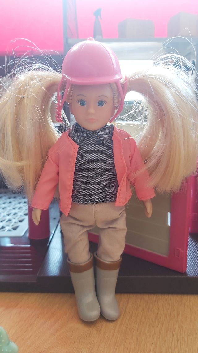 Lori establo caballos.