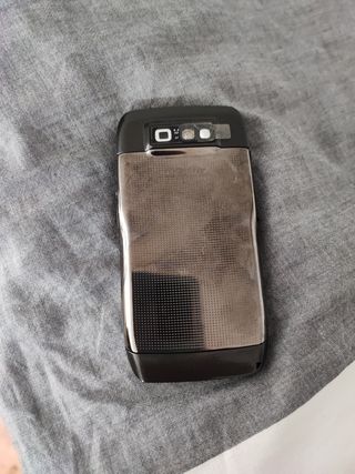 Teléfono Nokia E71-1