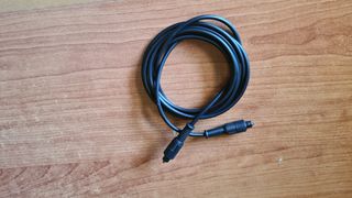 Cables Toslink (audio óptico).