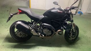 Ducati Monster 821 Dark