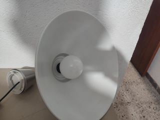 Lampara techo con bombilla solo estrenadas