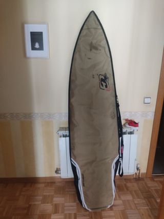 Tabla de surf y complementos