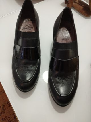 Zapato super cómodo marca wonders talla 38