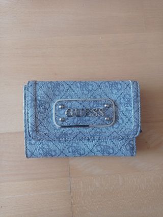 Cartera Guess