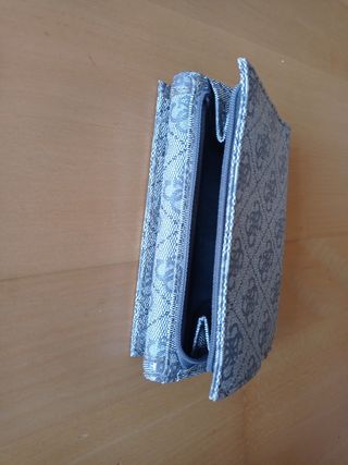 Cartera Guess