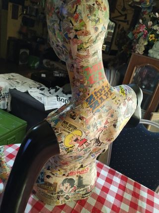 Maniquí único de TEBEOS