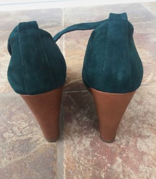 zapatos Esentiel verde