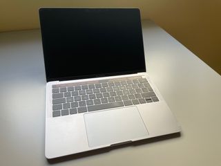 MacBook Pro 13,3 Touch Bar 3,1 GHz