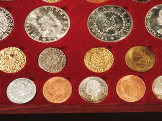 COLECCION - Historia de la Moneda Española