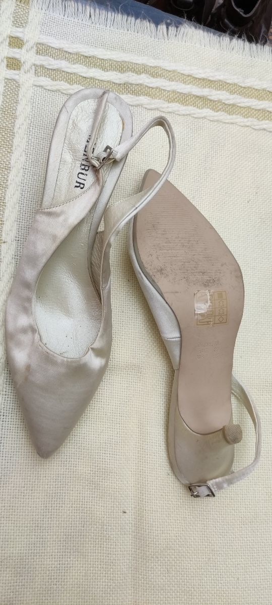 Zapatos fiesta. Sin estrenar. Número 39