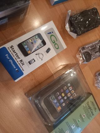 Custodie e caricabatterie per iPhone 4/4s