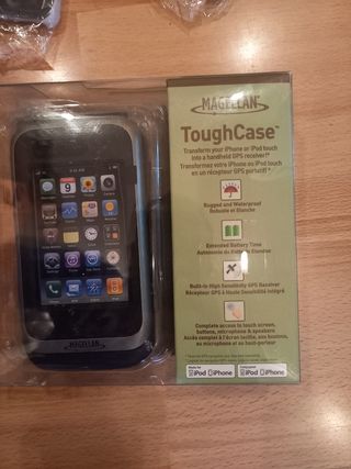 Custodie e caricabatterie per iPhone 4/4s