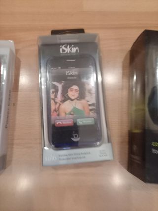 Custodie e caricabatterie per iPhone 4/4s