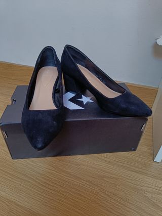 Zapatos de tacón negros Lefties nuevos