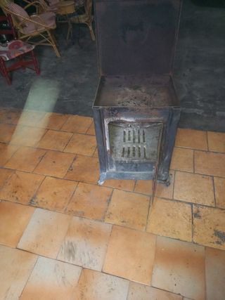 estufa medida alta 0.60 hancho  0.46 i estr 0.39