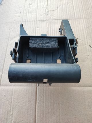 Soporte batería Derbi GPR 125 2005