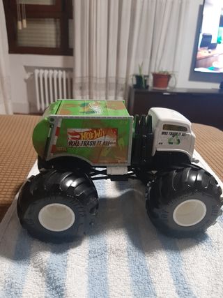 Monster Trucks