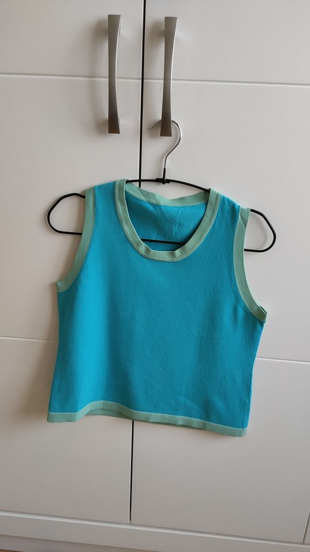 Conjunto de chaqueta y top de punto de mujer