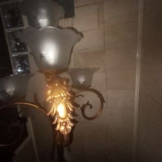 preciosa lámpara de pie vintaje