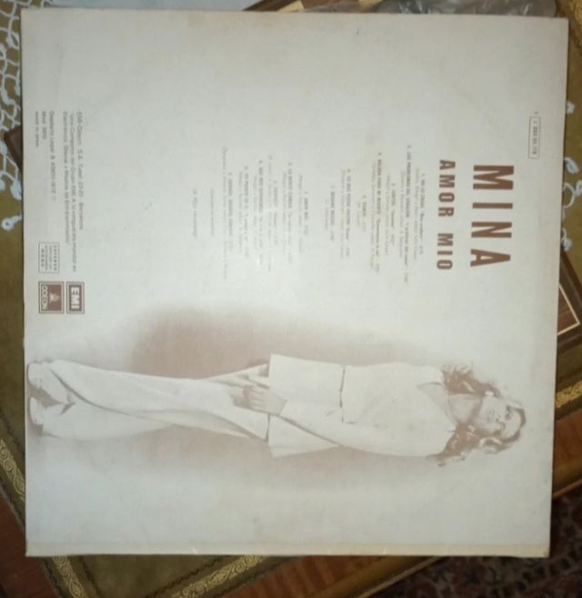 mina "amor mio" canta en espanol