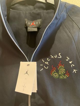 Chaqueta Jordan x Travis Scott talla M NUEVA