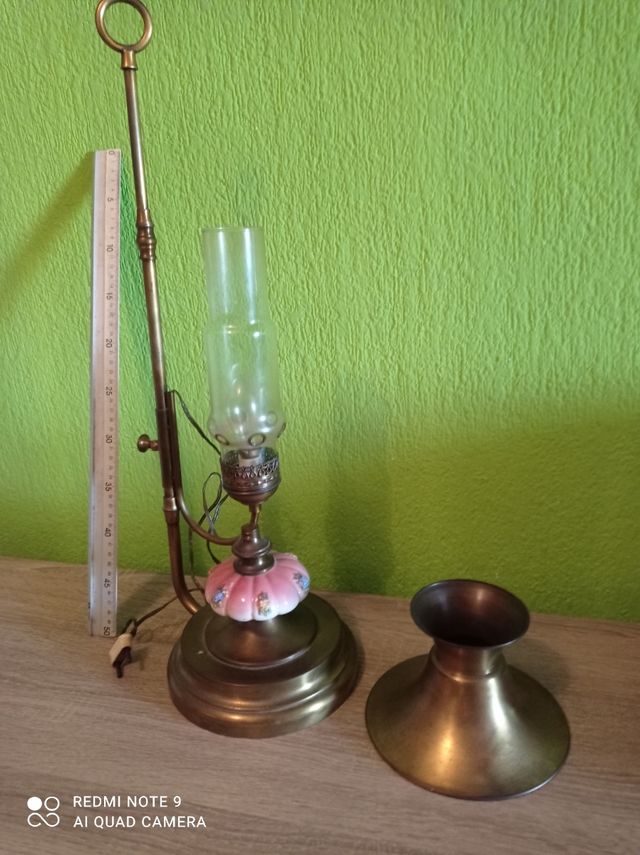 Antigua lampara quinqué de pie + 50.cents