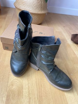 Botas/botines  made in Spain. Talla 39