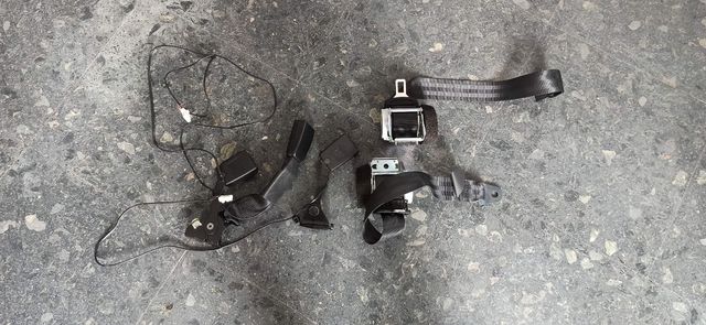 cinturones traseros Peugeot 3008